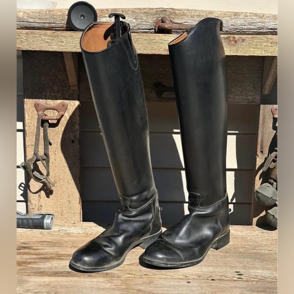 Ariat Shoes - Ladies 8 1/2 Ariat Tall Zip Dress English Boots
